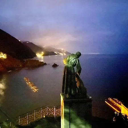 Monterosso - Cinque Terre *